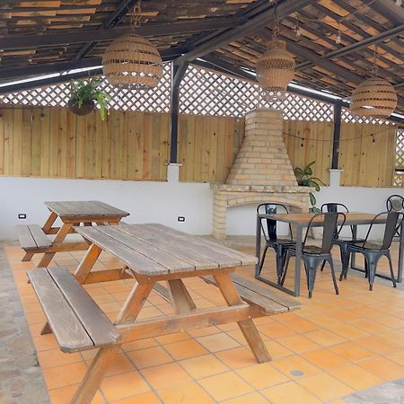Jardin Cafe Hotel & Restaurant Грасиас Экстерьер фото