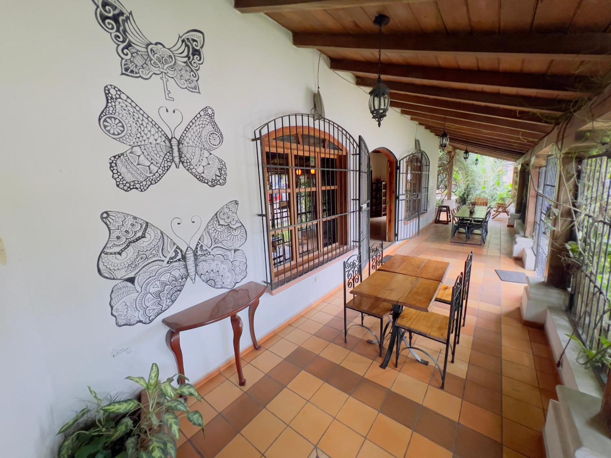 Jardin Cafe Hotel & Restaurant Грасиас Экстерьер фото