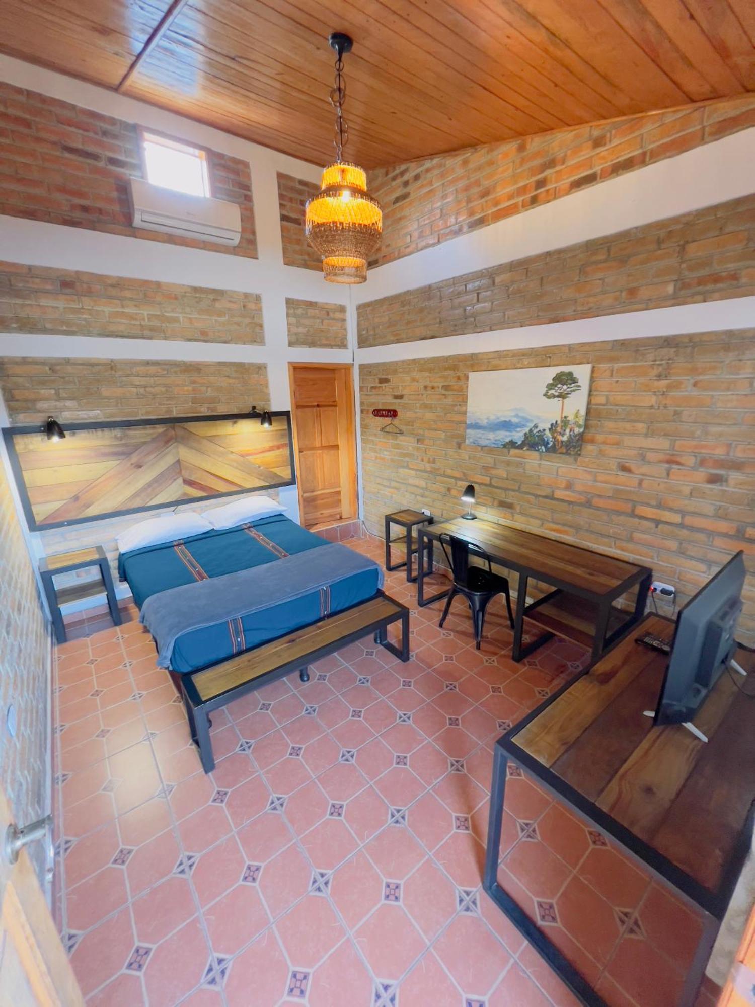Jardin Cafe Hotel & Restaurant Грасиас Экстерьер фото