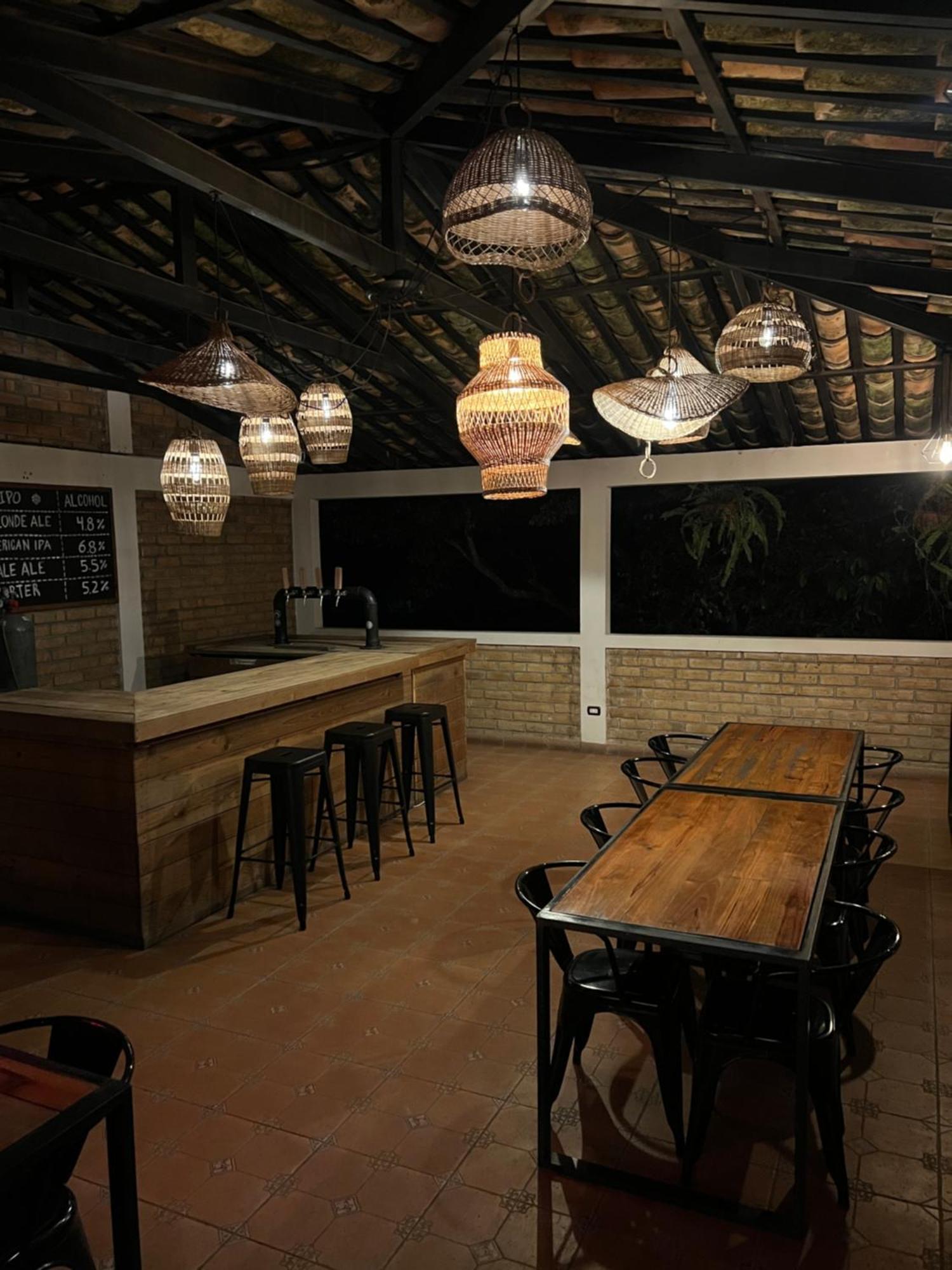 Jardin Cafe Hotel & Restaurant Грасиас Экстерьер фото