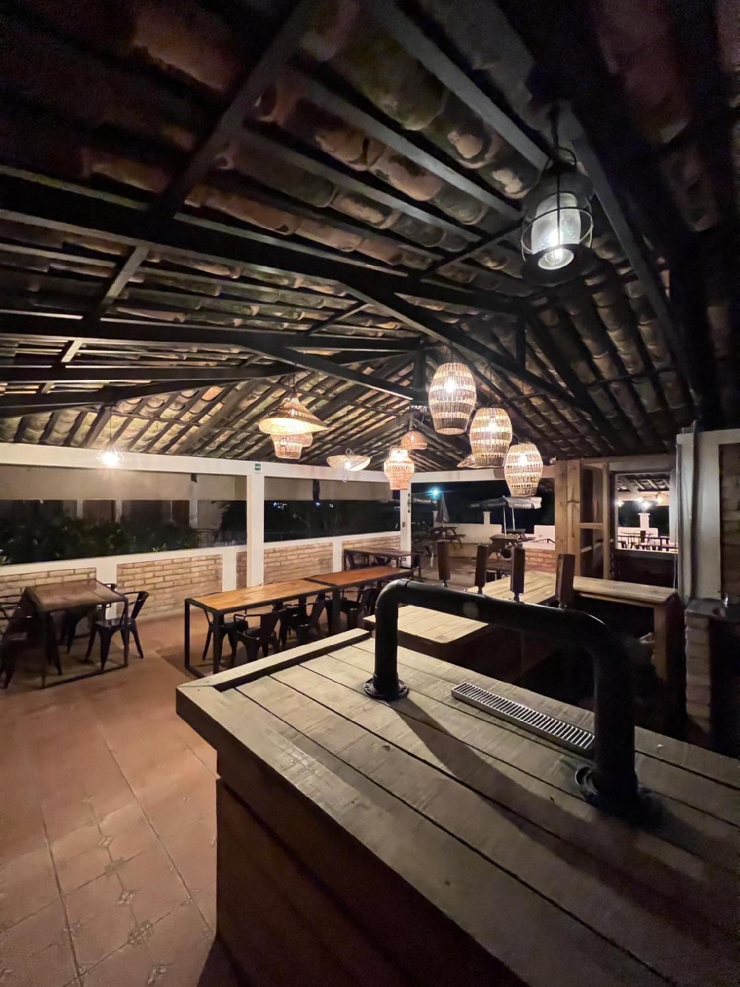 Jardin Cafe Hotel & Restaurant Грасиас Экстерьер фото