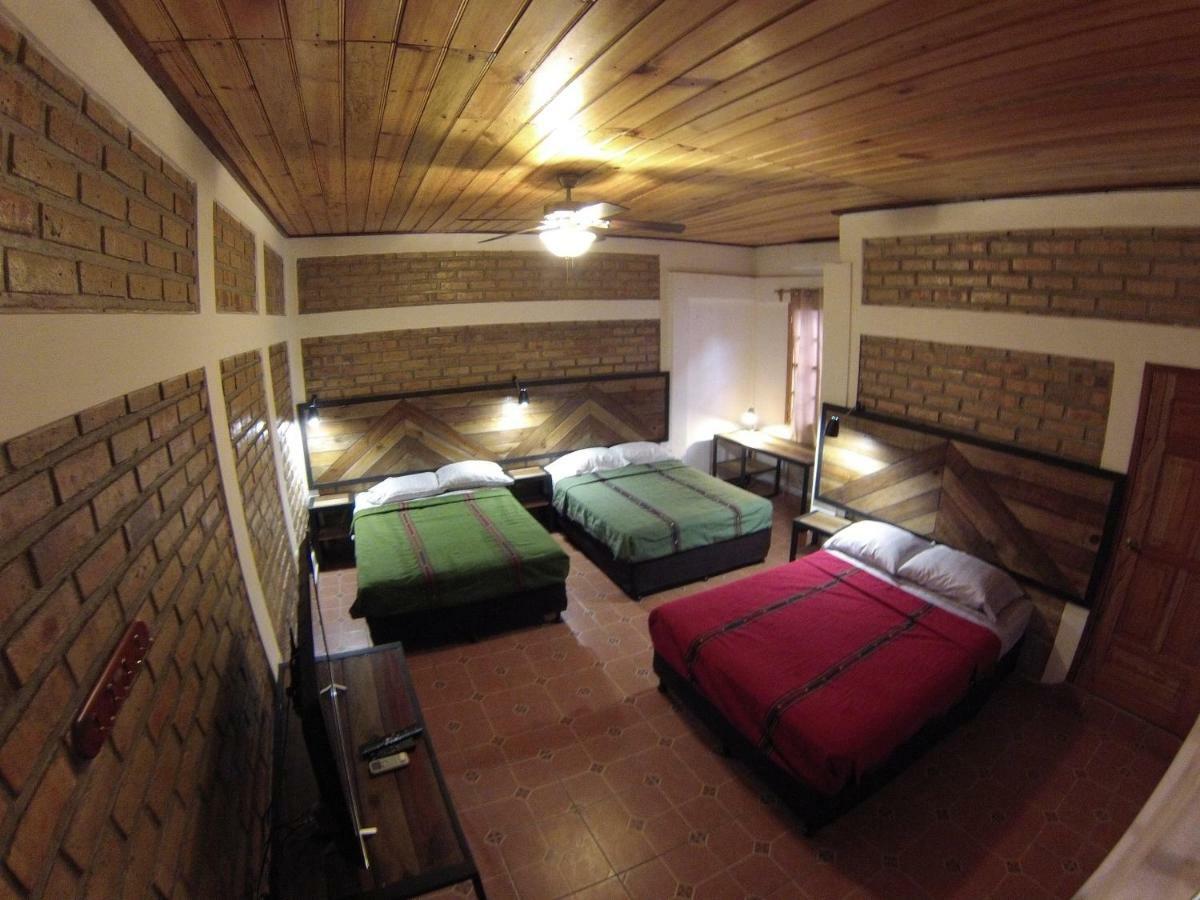Jardin Cafe Hotel & Restaurant Грасиас Экстерьер фото